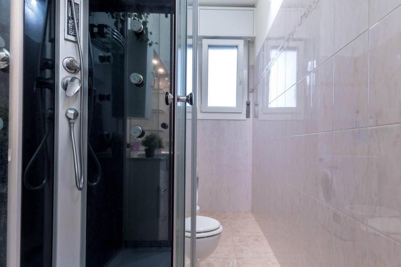 Altido Lovely Apt For 6 Located In Vibrant Gallaratese Milan Exterior photo